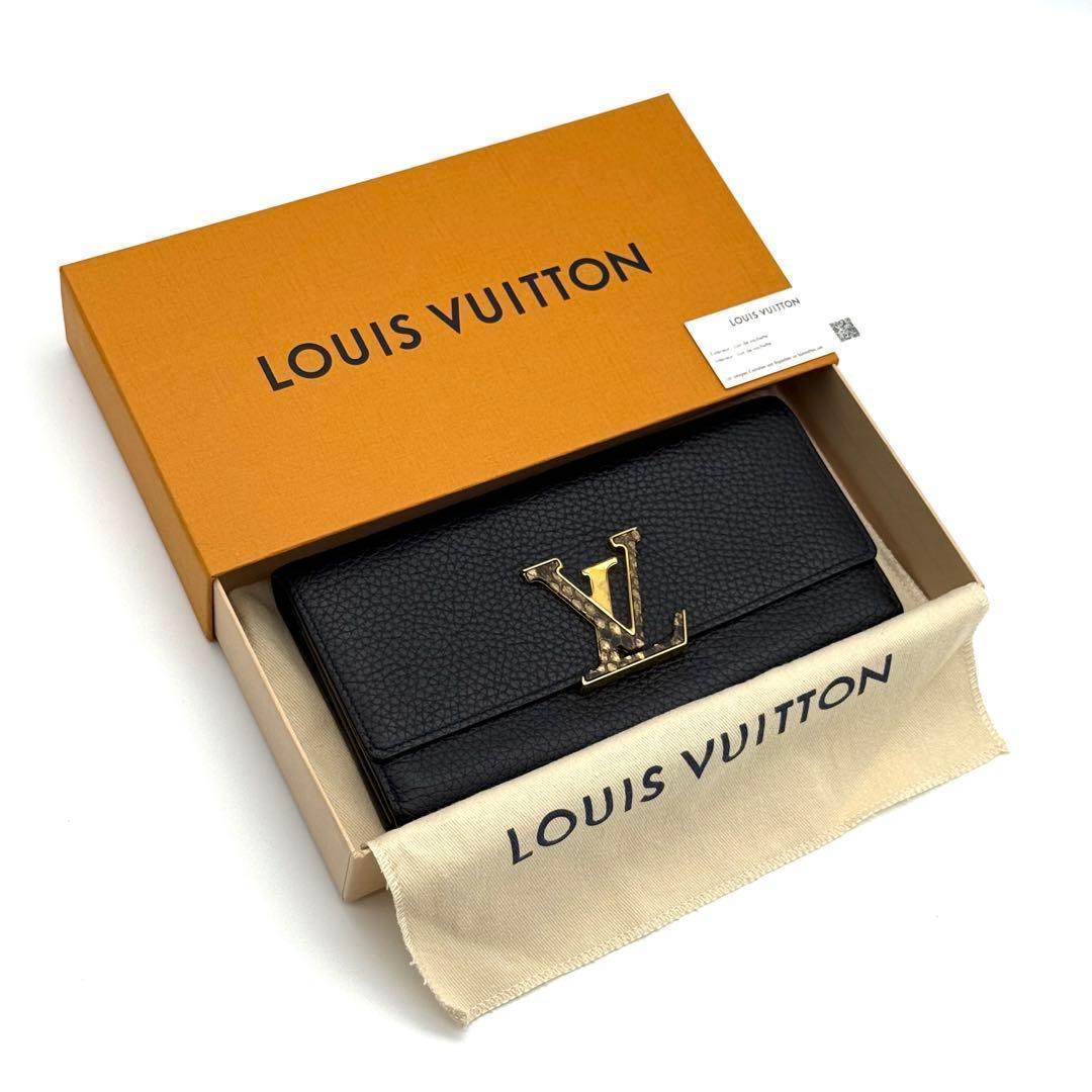 新品に近い✨ルイヴィトン カプシーヌ パイソン ブラック 本革　長財布 O40