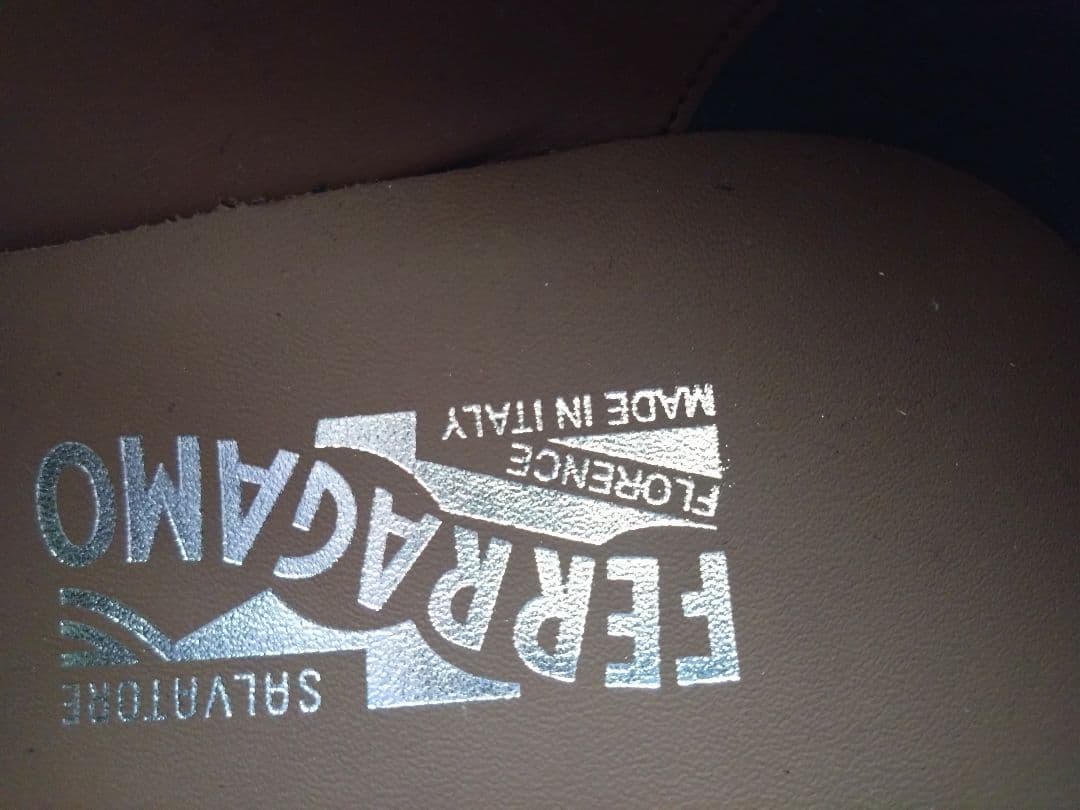 ららSalvatoreFerragamoストレートチップイタリア新品未使用