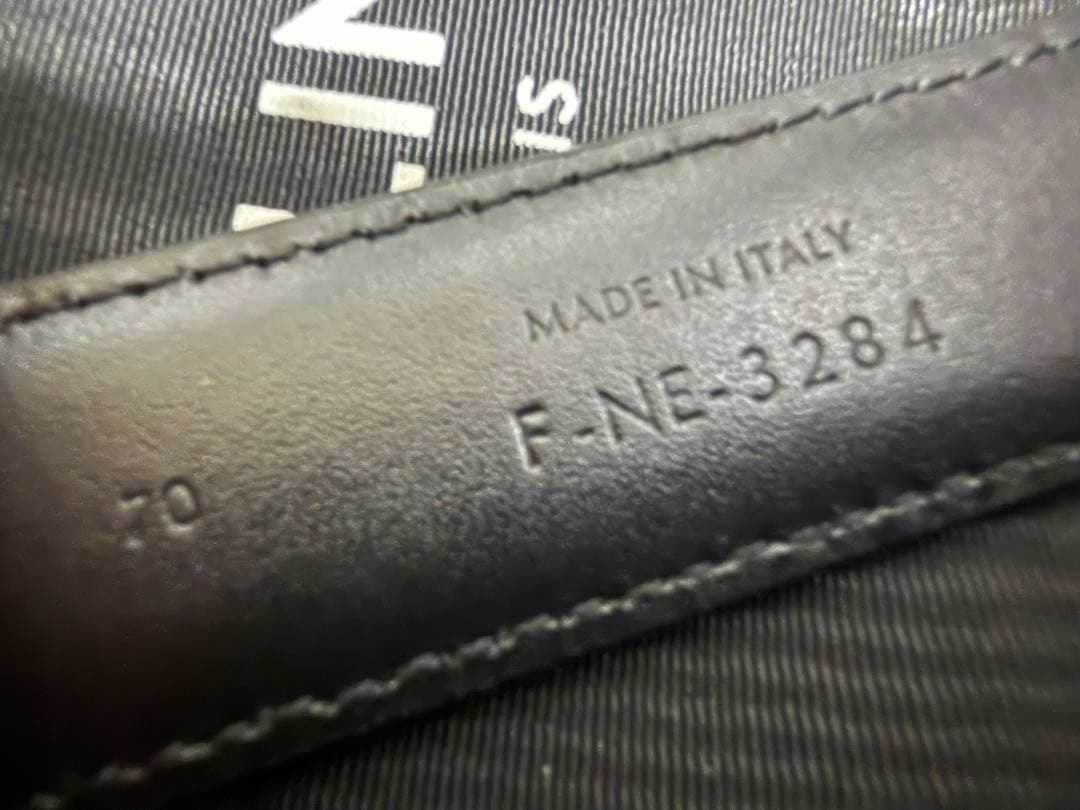 CELINE セリーヌ トリオンフ ベルト ミディアム 2.5cm / 70