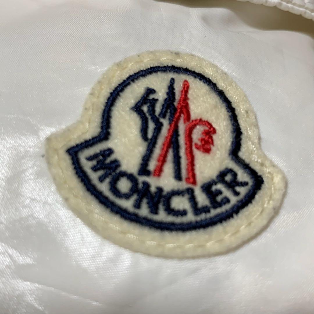 美品⭐️モンクレール　 CHIABLESE キアーブルス　3 ホワイト5D129