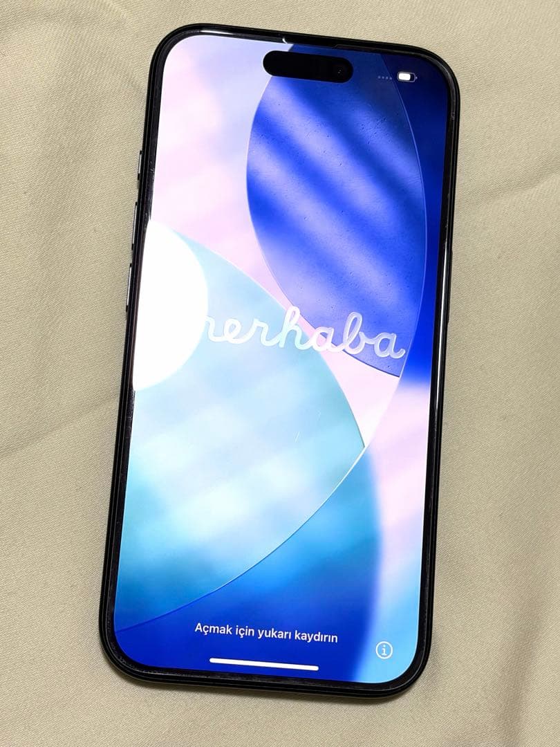 【美品】iPhone16 256GB ブラック simフリー