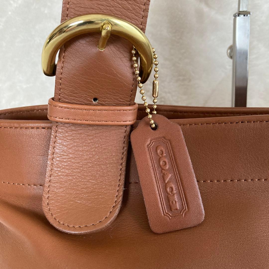 未使用に近い【COACH】オールドコーチ　ショルダーバッグ　レザー　4140