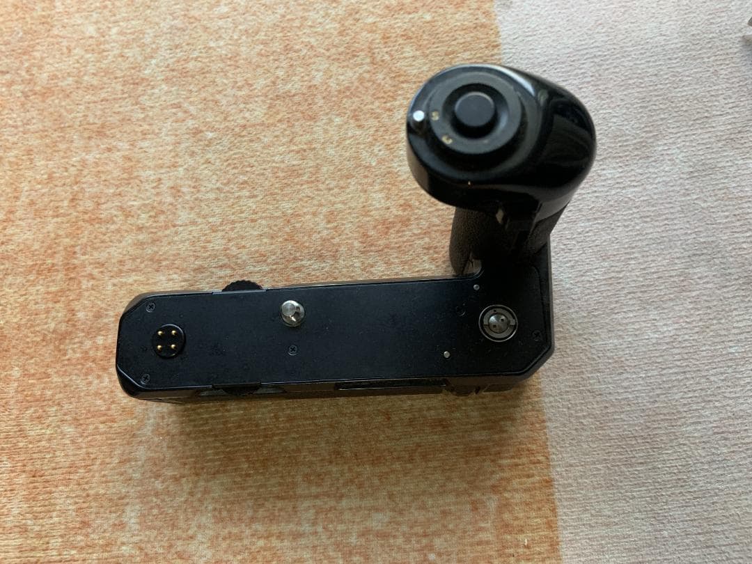 Nikon フィルム一眼レフカメラFE ZOOM70-210f 4　MD-12