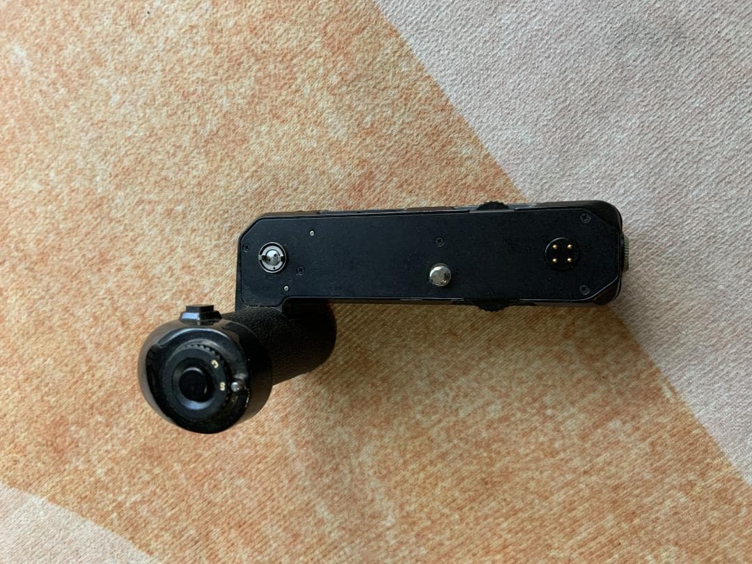 Nikon フィルム一眼レフカメラFE ZOOM70-210f 4　MD-12