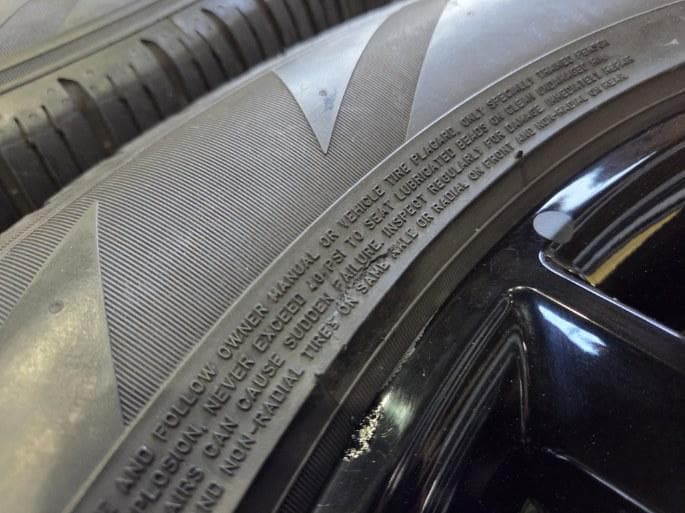 ベンツ W463A Gクラス マヌファクトゥーアED 20インチ引き取り希望