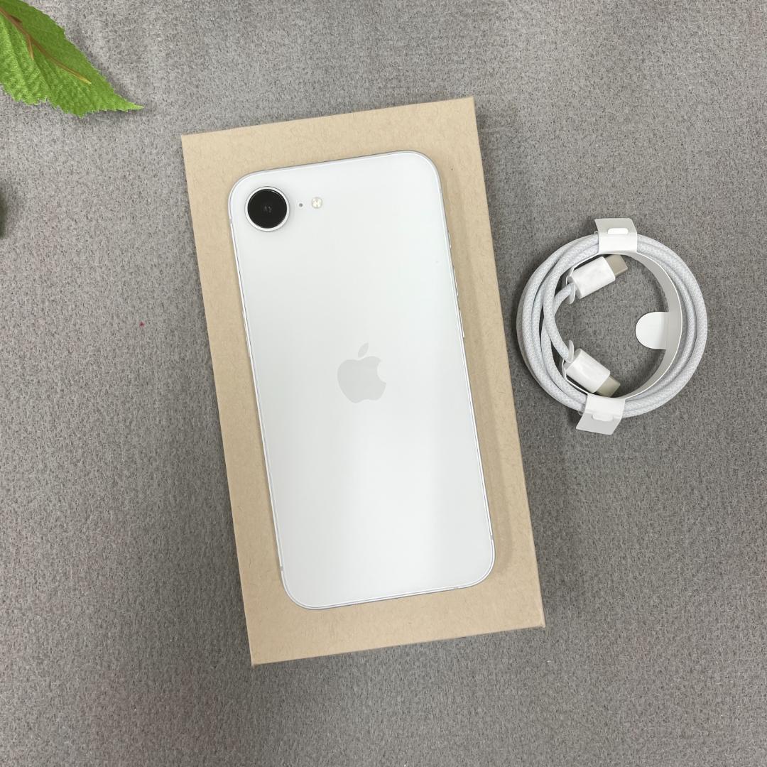新品同様 iPhone16e 128GB ホワイト国内SIMフリー 送料無料