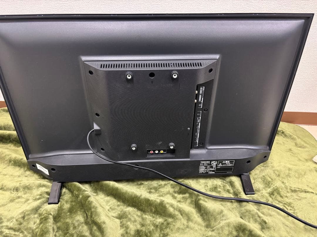 TOSHIBA 32型 液晶テレビ 2021年製　T