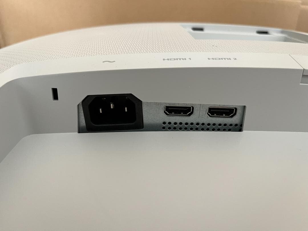 チェリーモ。4K湾曲モニター（DELL　S3221QS)