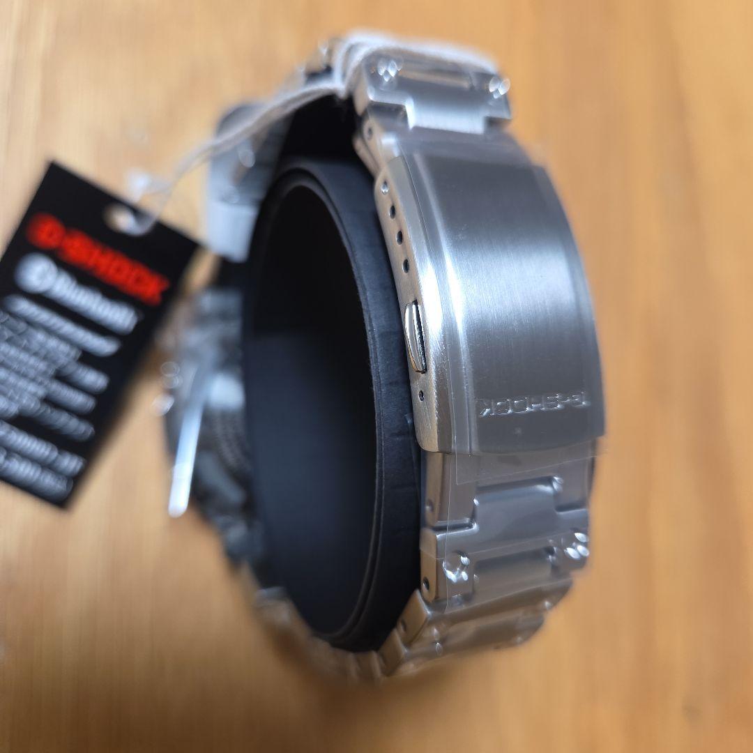 カシオ G-SHOCK GMW-BZ5000D-1JF フルメタル