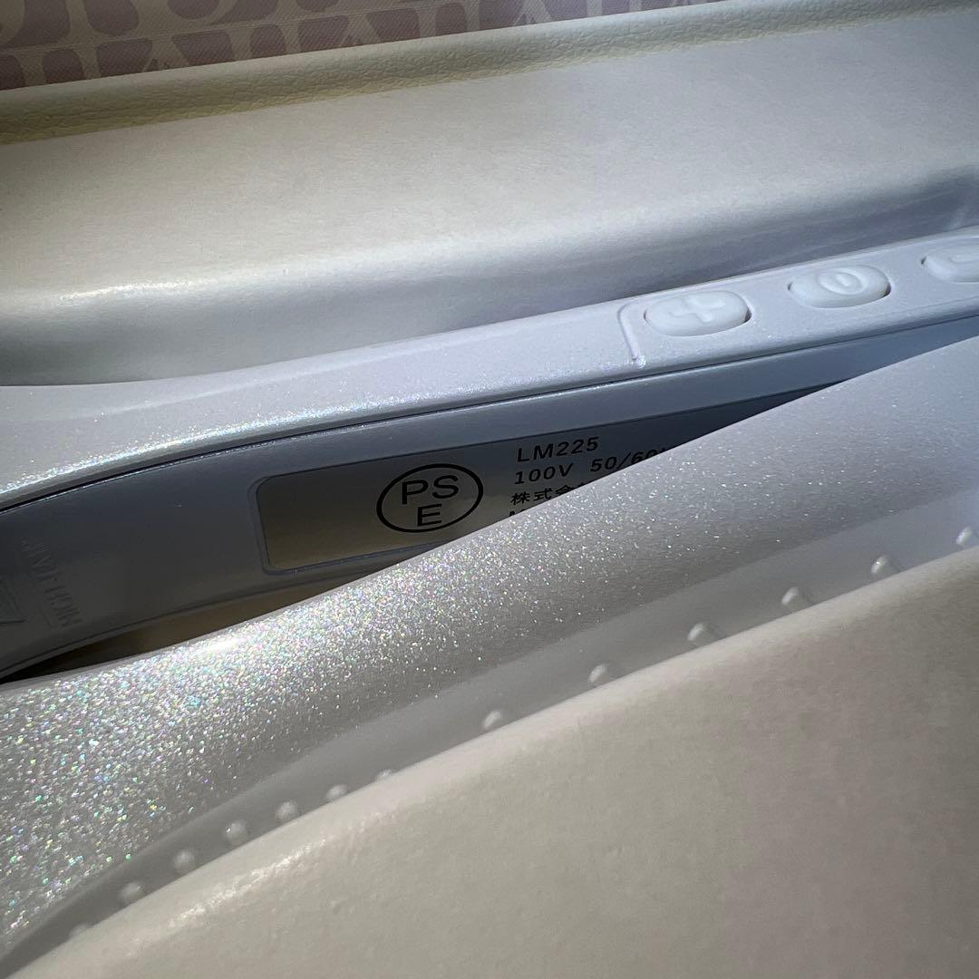 G1239 新品未使用　KINUJO ストレートヘアアイロン LM225