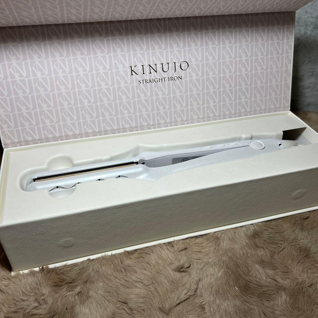 G1239 新品未使用　KINUJO ストレートヘアアイロン LM225