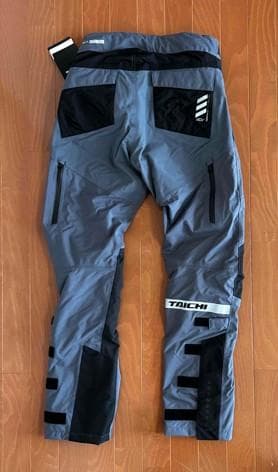 RS TAICHI バイクパンツ DM グレー 防水性