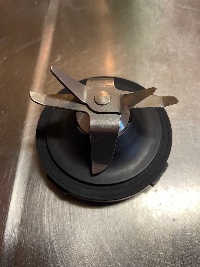 VitaCraft 真空ブレンダー　9000円に値下げさせていただいてます！