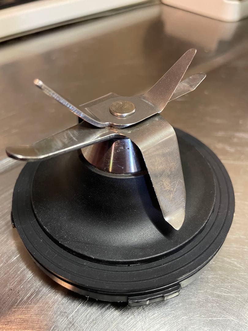 VitaCraft 真空ブレンダー　9000円に値下げさせていただいてます！