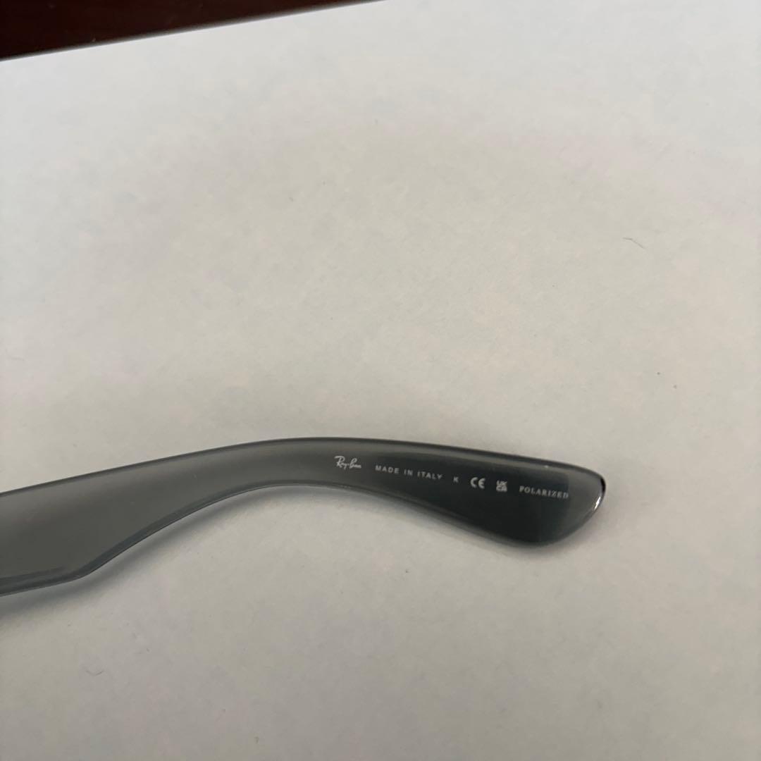 Ray-Ban RB2132F サングラス　偏光レンズ