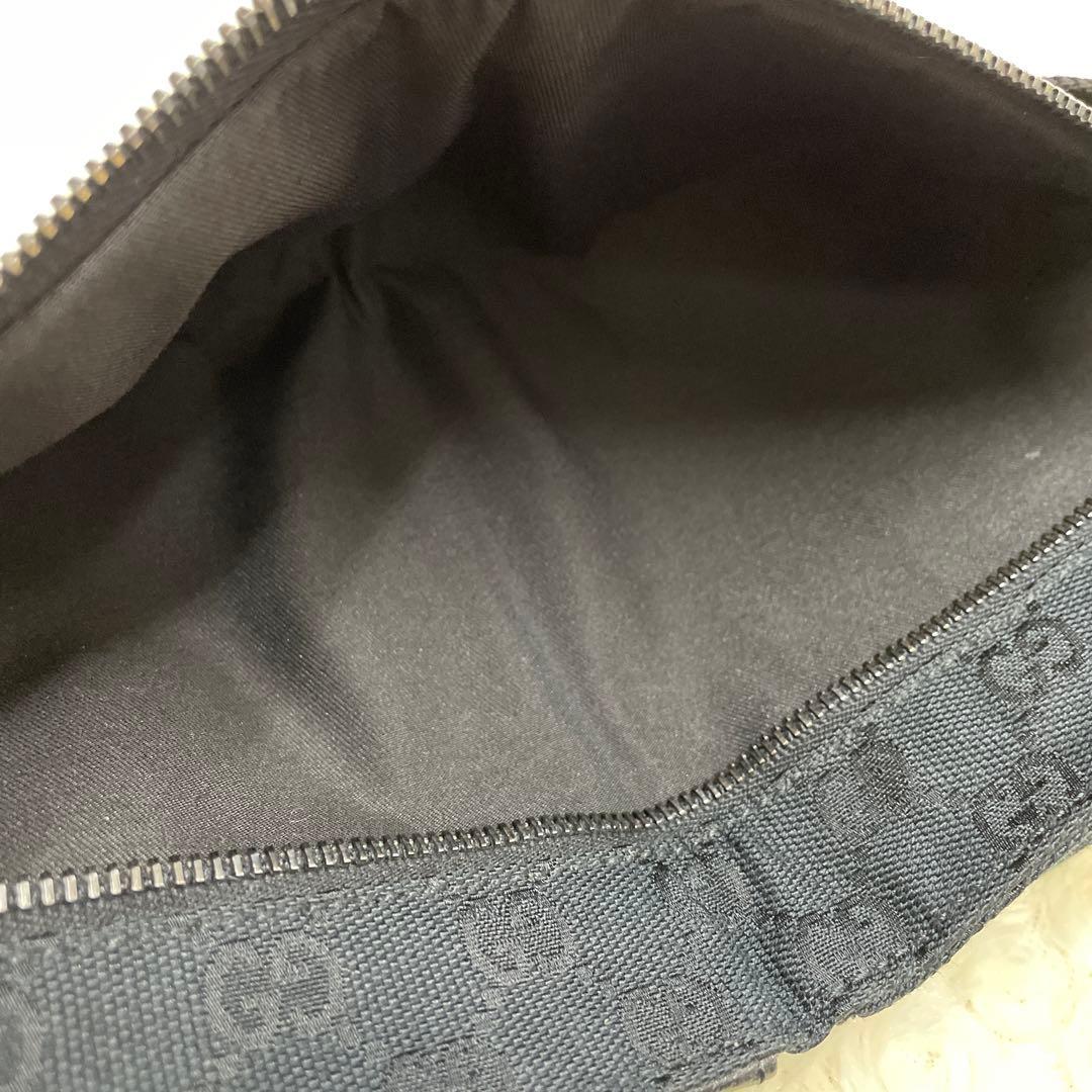 GUCCI GGキャンバス　ウエスト・ボディバッグ