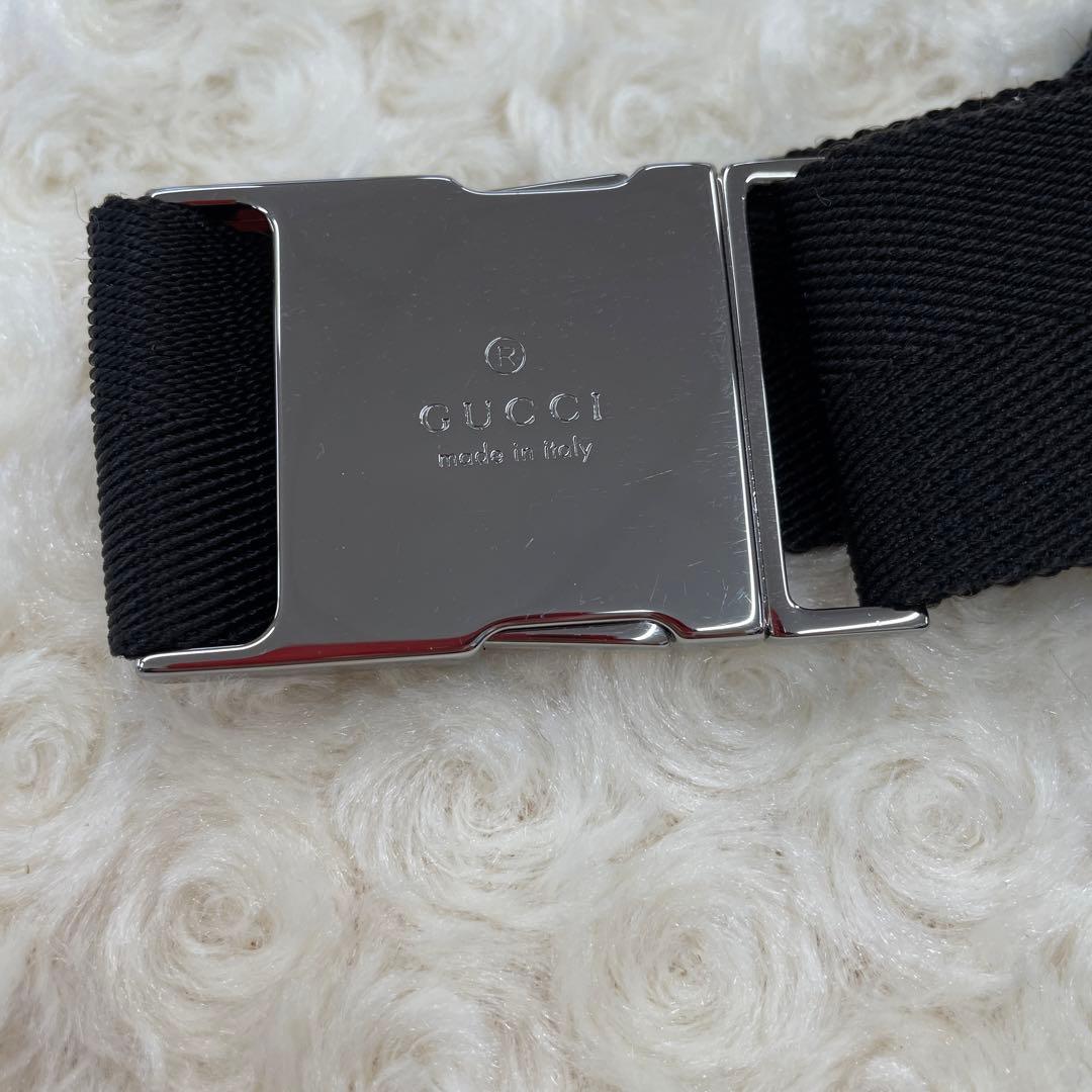 GUCCI GGキャンバス　ウエスト・ボディバッグ
