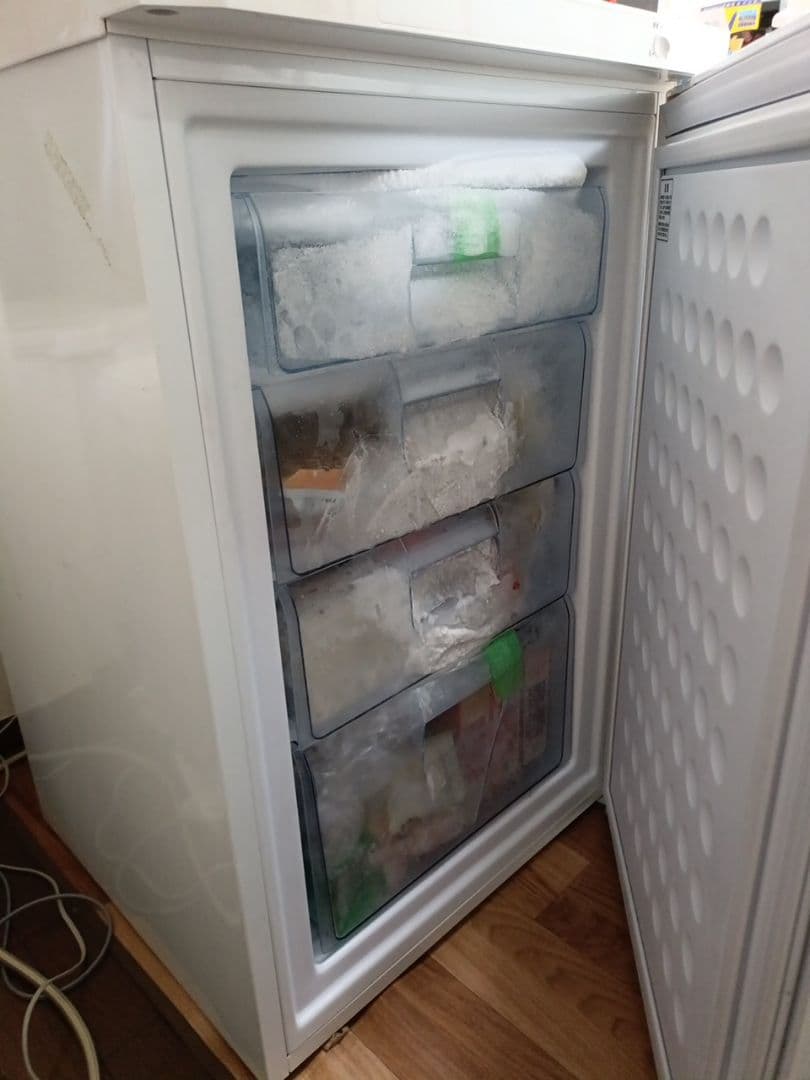 アイリスオーヤマ IUSD-9A-W 冷凍庫 85L ホワイト