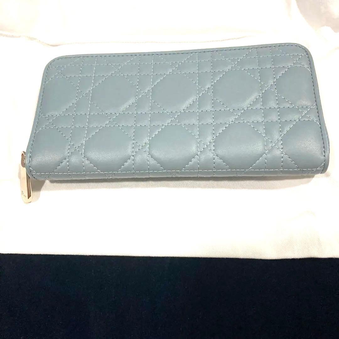 【新品同様】昨年1月購入LadyDiorVoyageur 長財布ラムスキン正規品