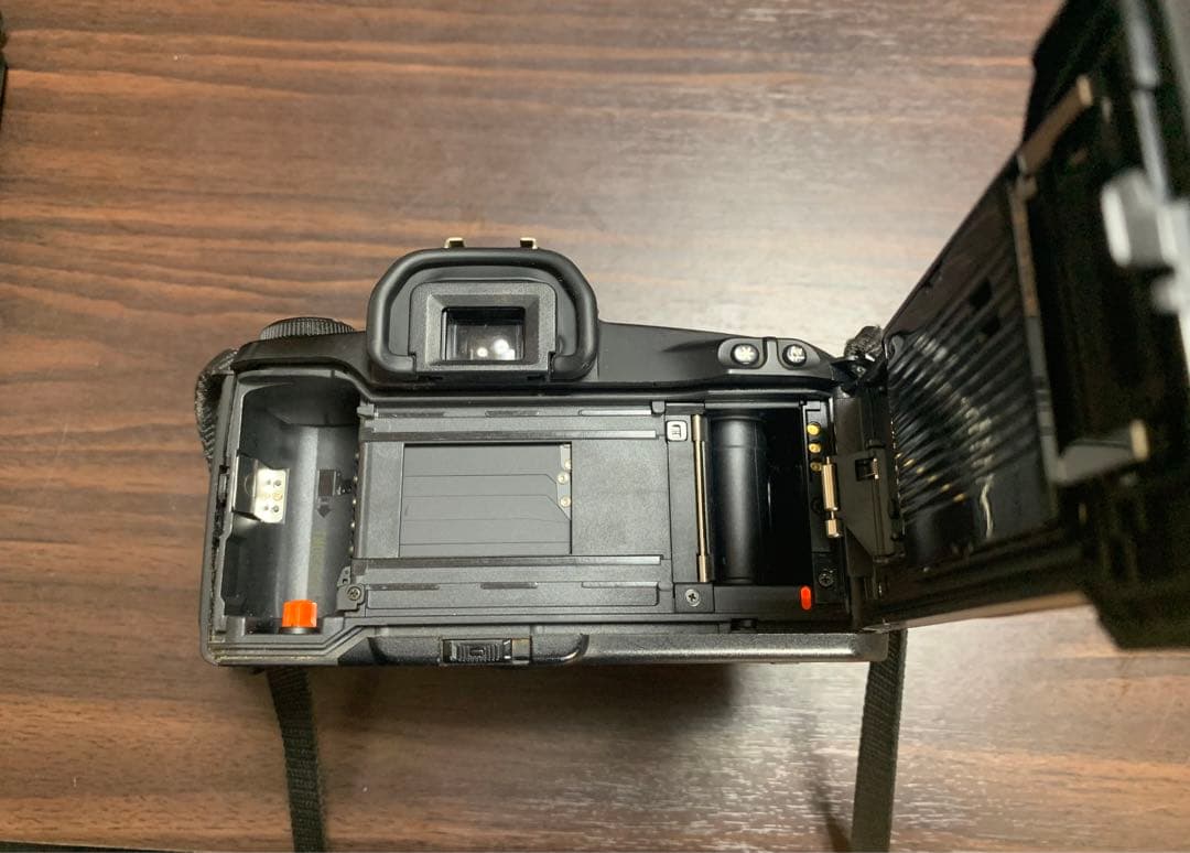 Canon EOS 一眼レフカメラ 50mmレンズ付き