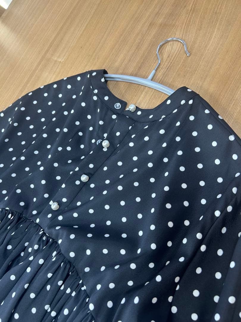 美品✳︎ビアズリー パール釦ギャザーチュニック ブラウス 2023年