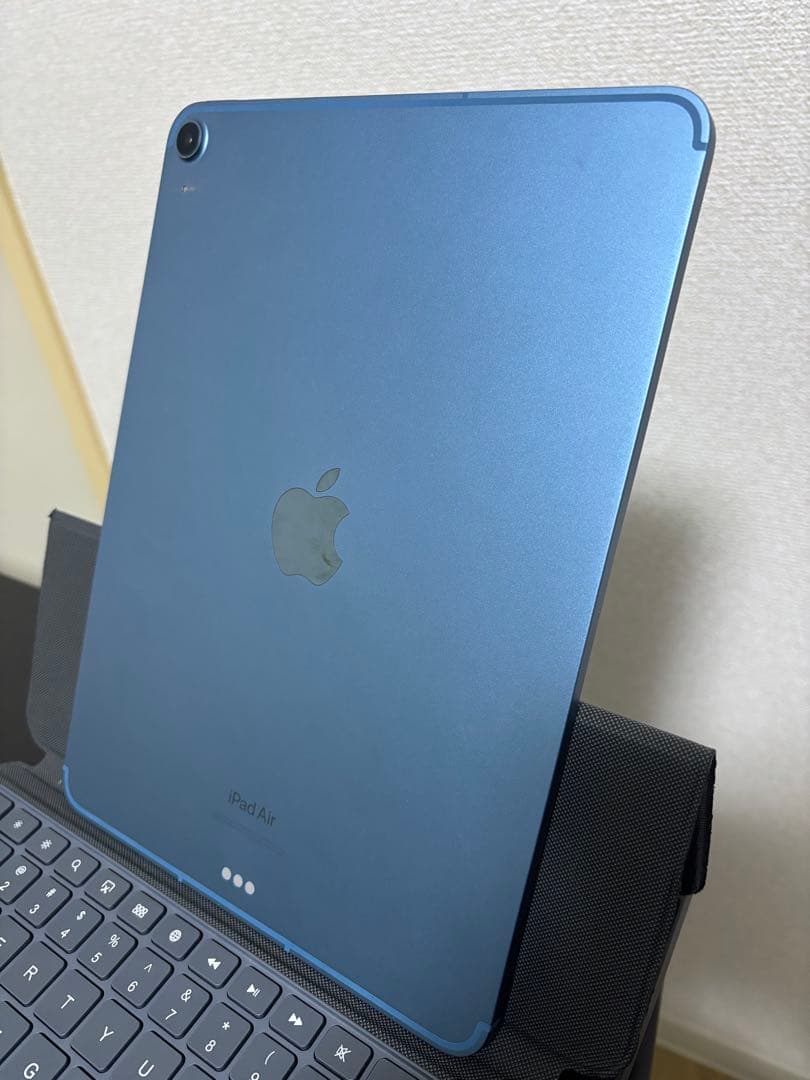 「美品」Apple iPad Air第5世代 (ブルー) 10.9インチ