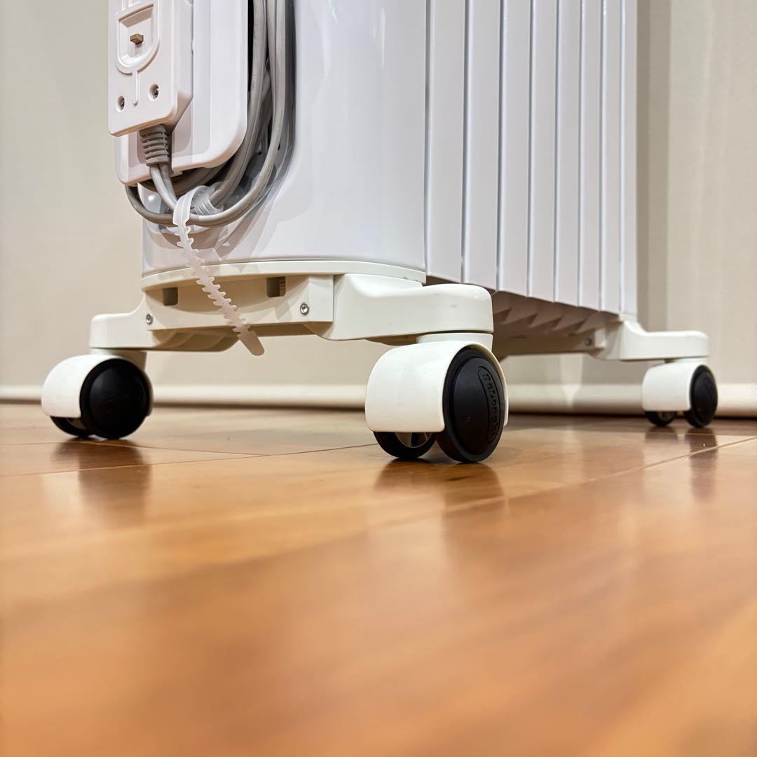 美品✨デロンギ オイルヒーター RHJ65L0712 暖房8-10畳 1200W