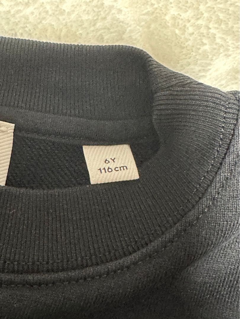 Burberry トレーナ　116cm(6Y)