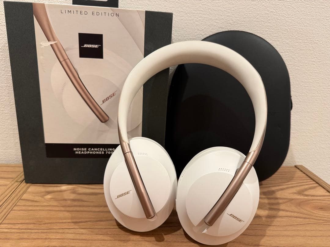 ヘッドホン BOSE NOISE CANSELLING HEADPHONES 700