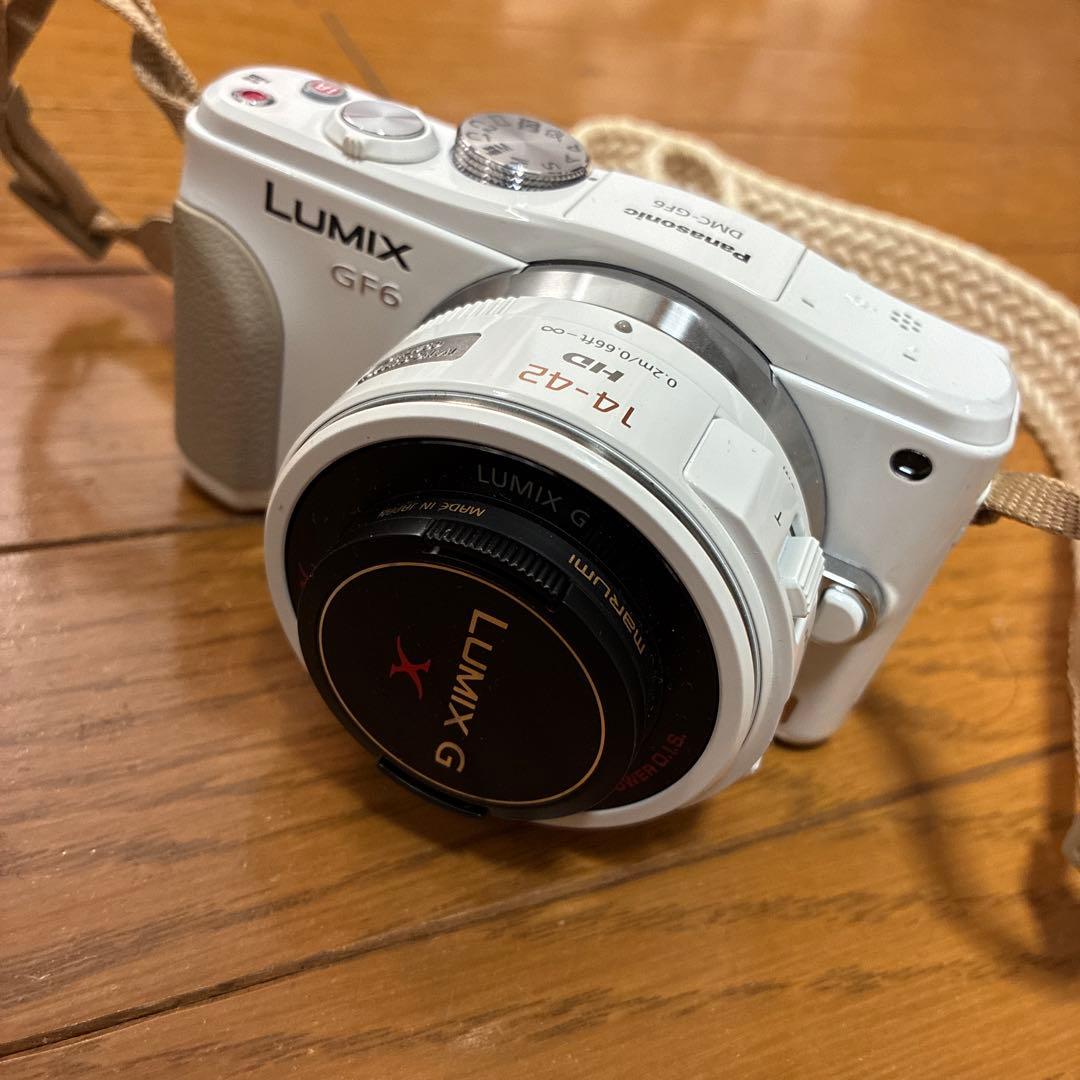 Panasonic Lumix G DMC-GF6X ホワイト 14-42mm