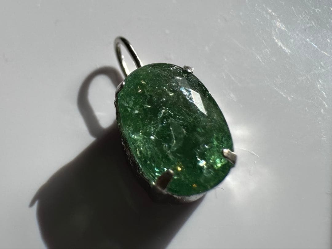 パライバトルマリンペンダントヘッド　モザンビーク産　1.56ct