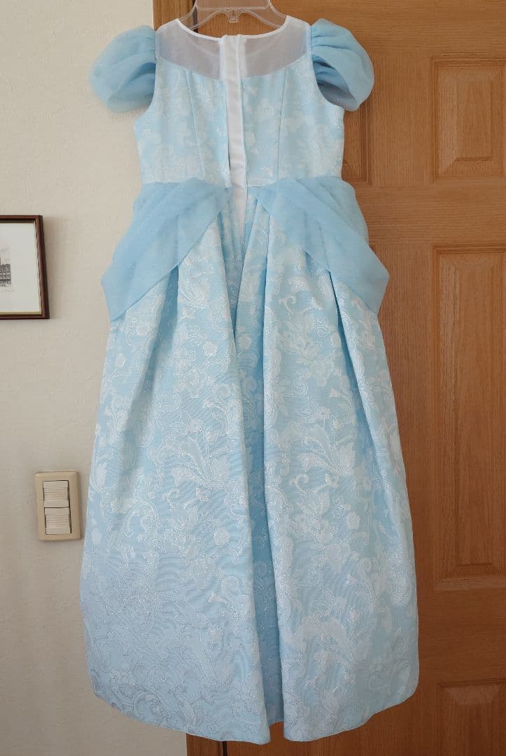 【新春値下げ】ディズニー ビビディバビディブティック シンデレラ 130cm