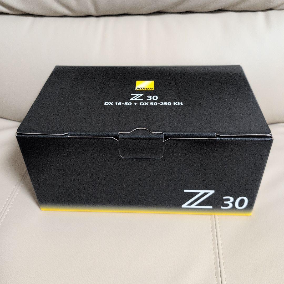 Nikon　Z30 ダブルズームキット