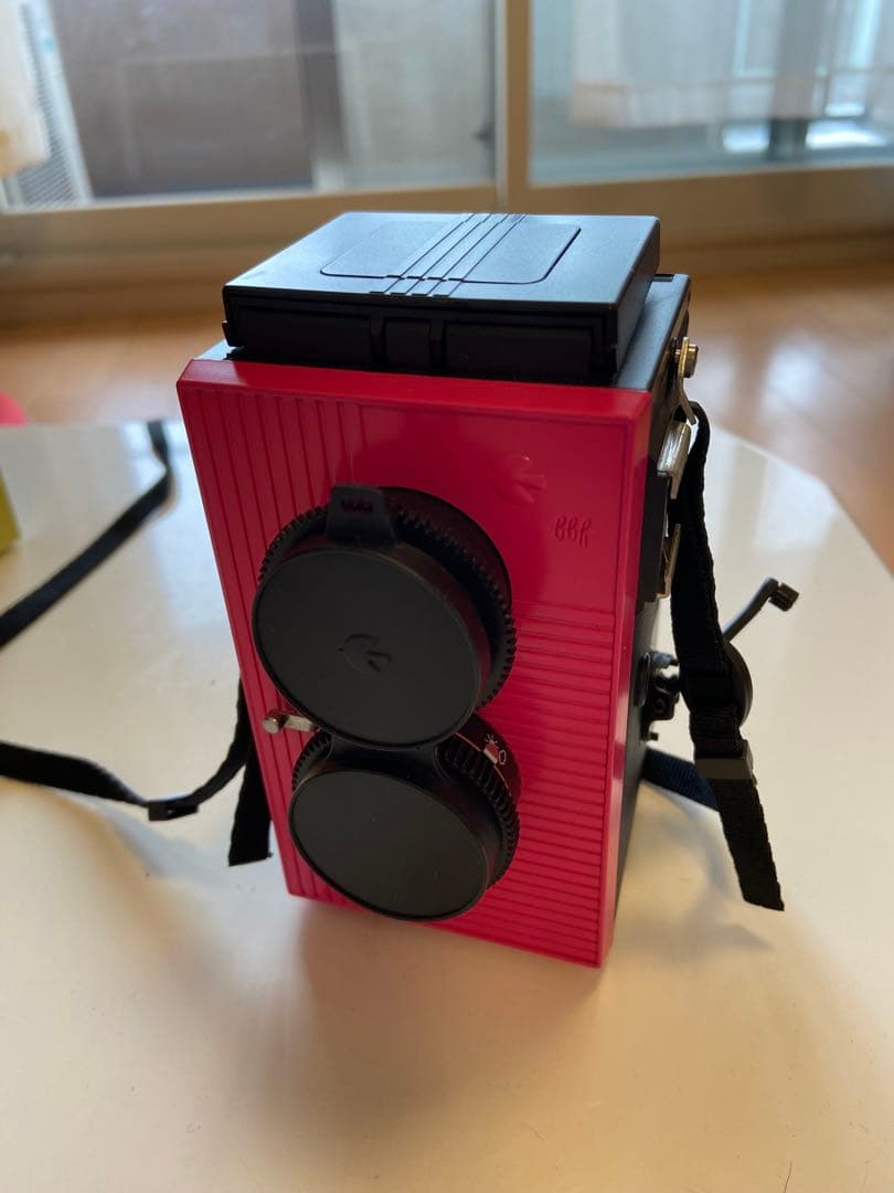 仮面ライダーディケイド blackbird.fly 二眼レフカメラ ピンク