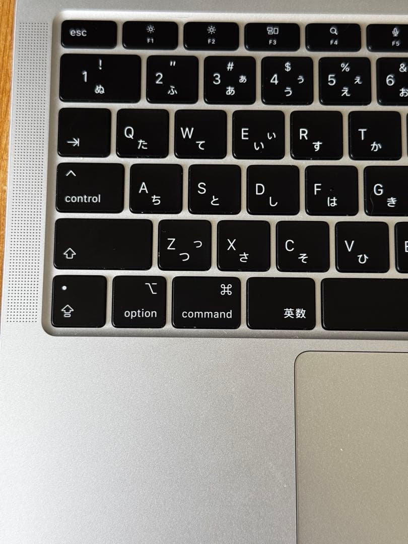 Apple MacBook Air (M1, 2020) 本体　日本語版