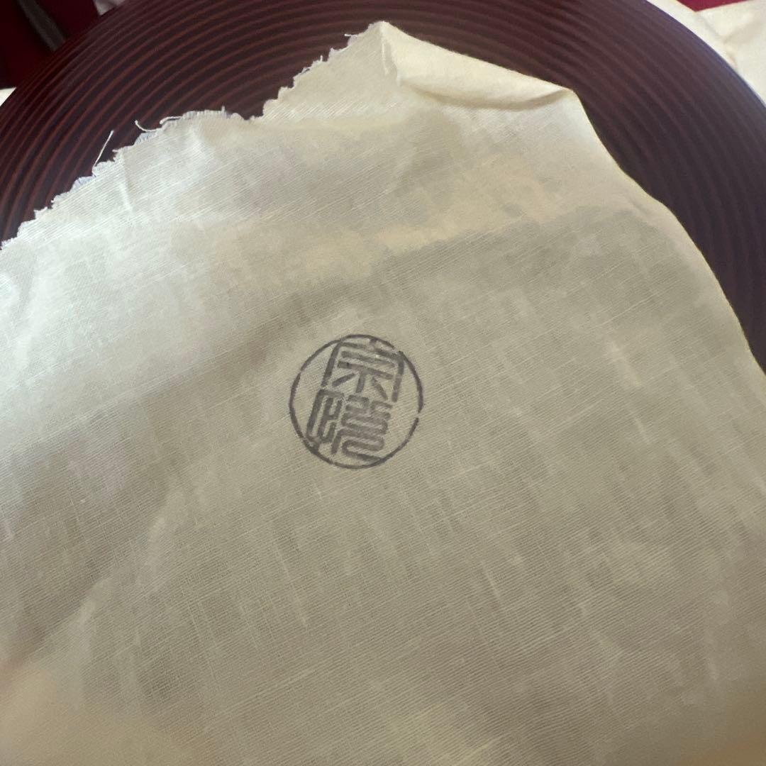 未使用品　中村宗悦　溜塗千筋　海松貝蒔絵　金次　食籠　供箱　共布