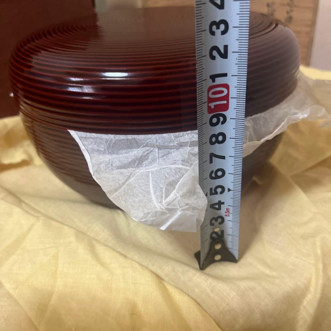 未使用品　中村宗悦　溜塗千筋　海松貝蒔絵　金次　食籠　供箱　共布