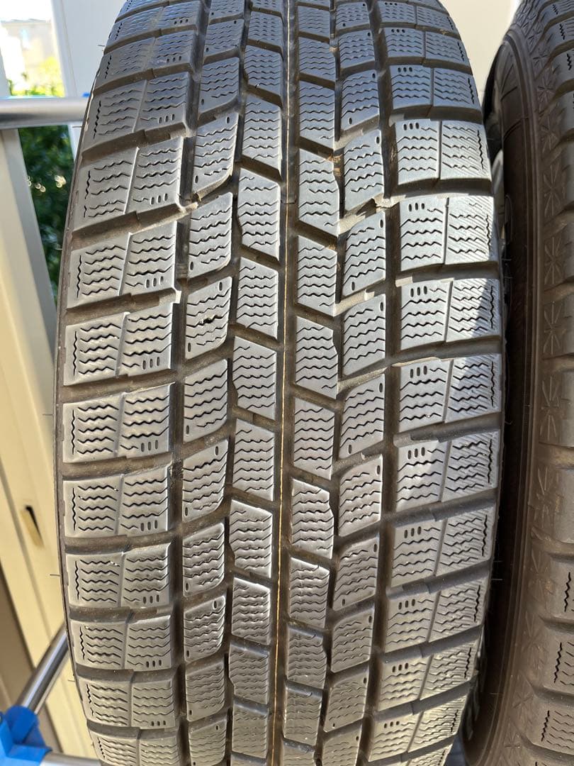 215/60R16 スタッドレスタイヤ4本セット ICENAVI 6