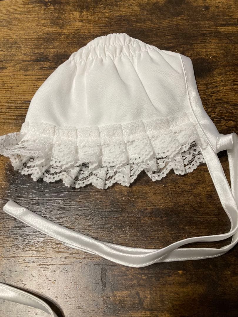 赤い刺繍着物 お宮参り用品【おまけ付き】