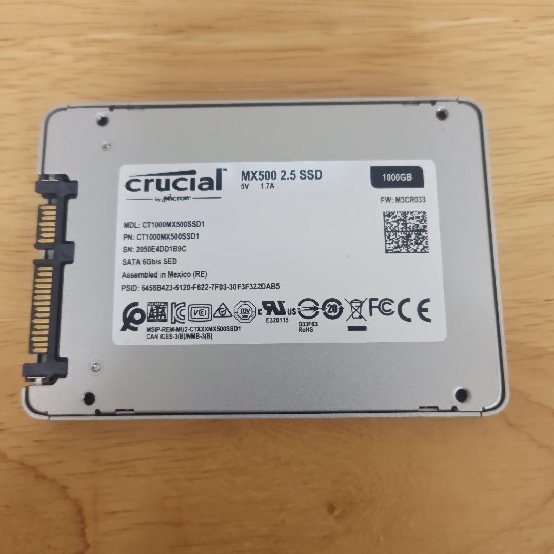 Crucial MX500 1000GB 2.5インチ SSD　初期化済