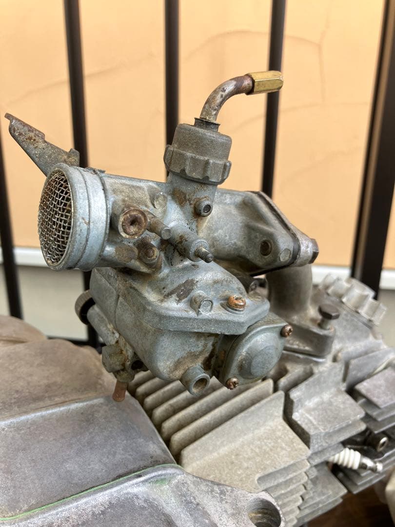 チョコもなかジャンボ　ホンダ　ダックス50　6V　エンジン