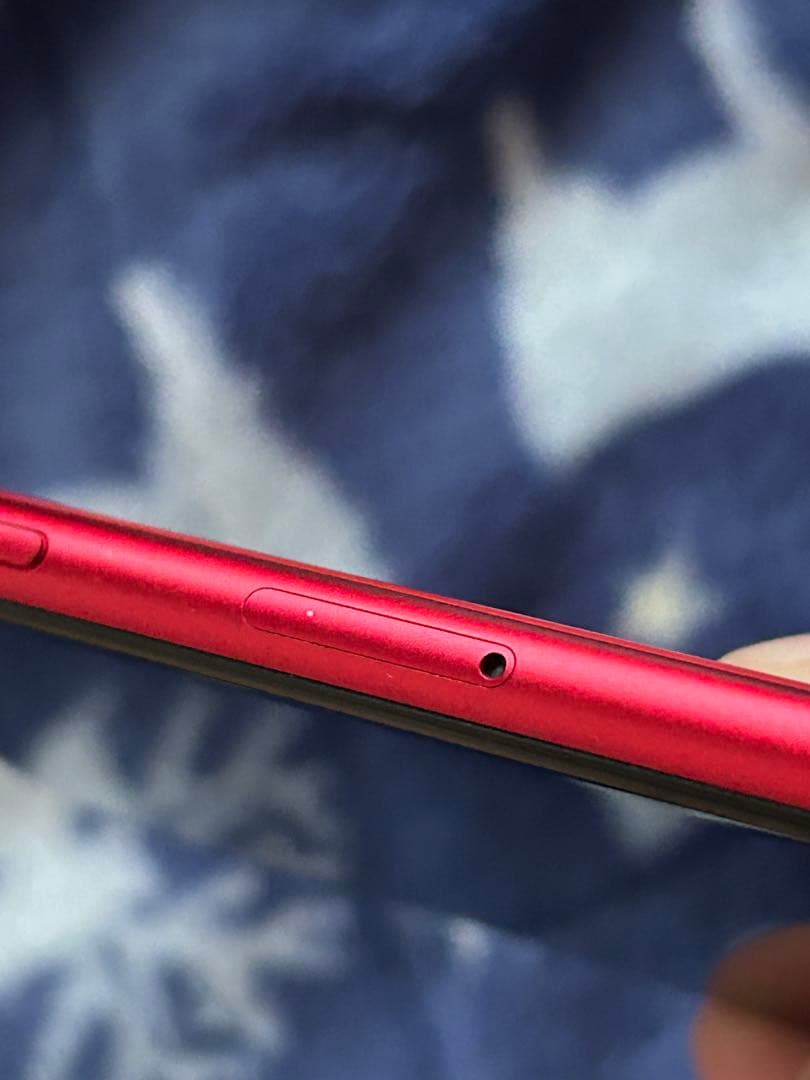 iPhone SE 第2世代　赤　SIMフリー　64G