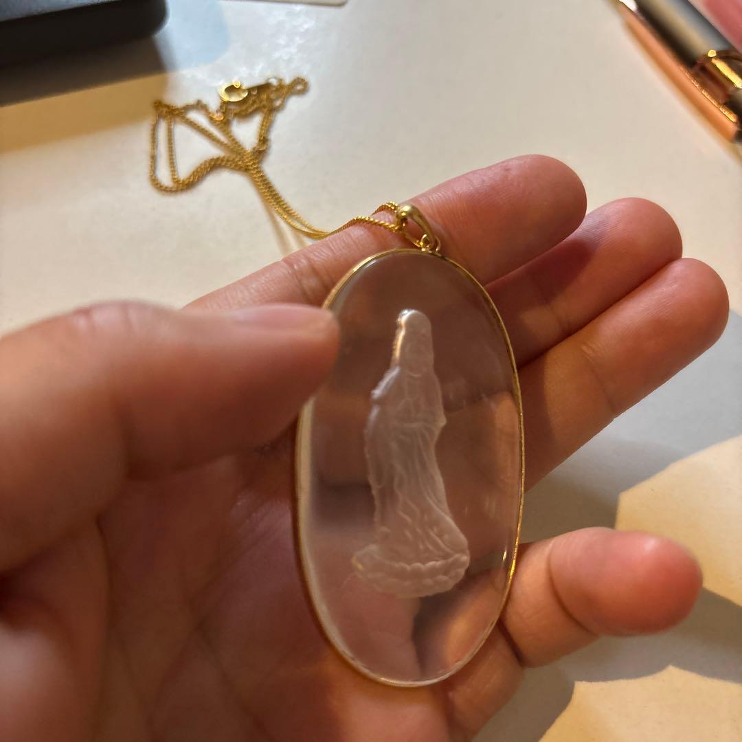 これは！観音様の水晶！持ってるだけでも！不思議なパワー！慈悲！