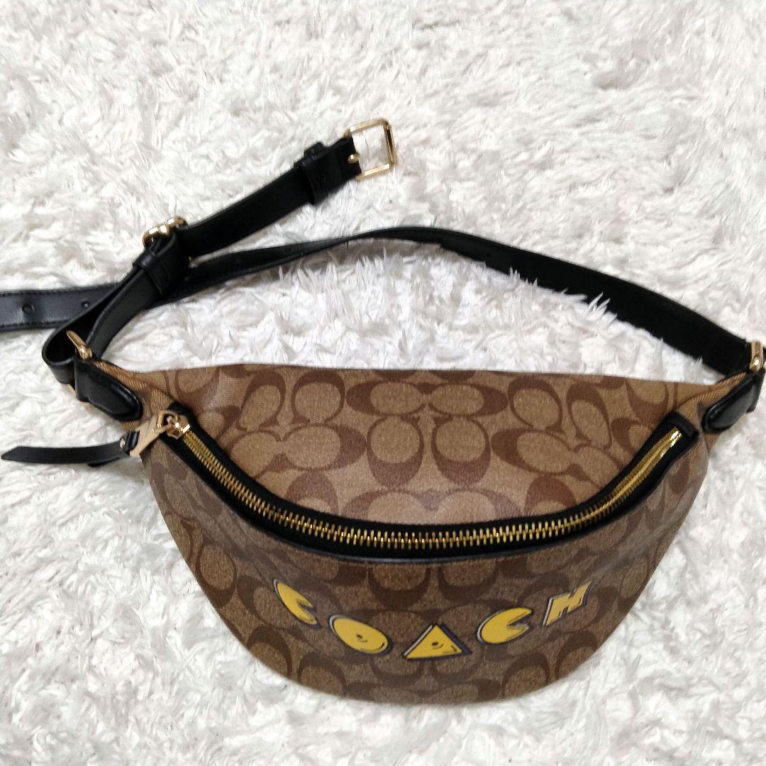 極美品　コーチ　ウエストポーチ　シグネチャー　PVC　ブラウン　パックマン