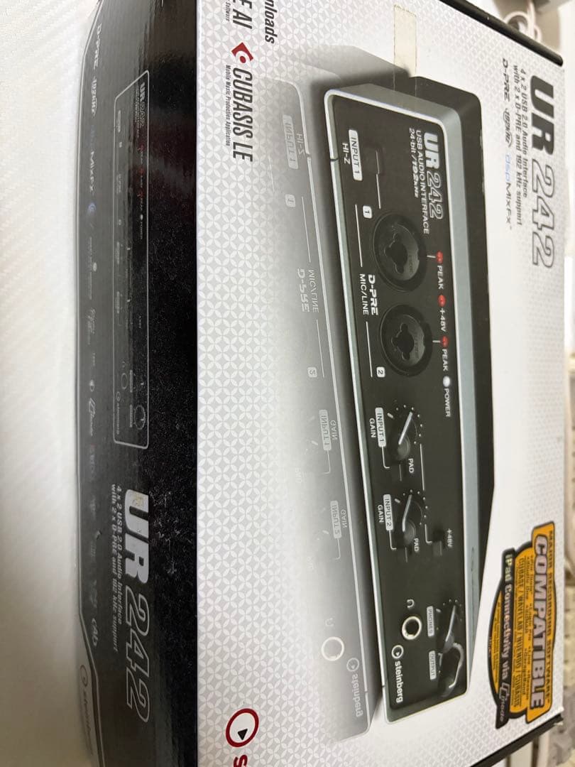 UR242 オーディオインターフェイス
