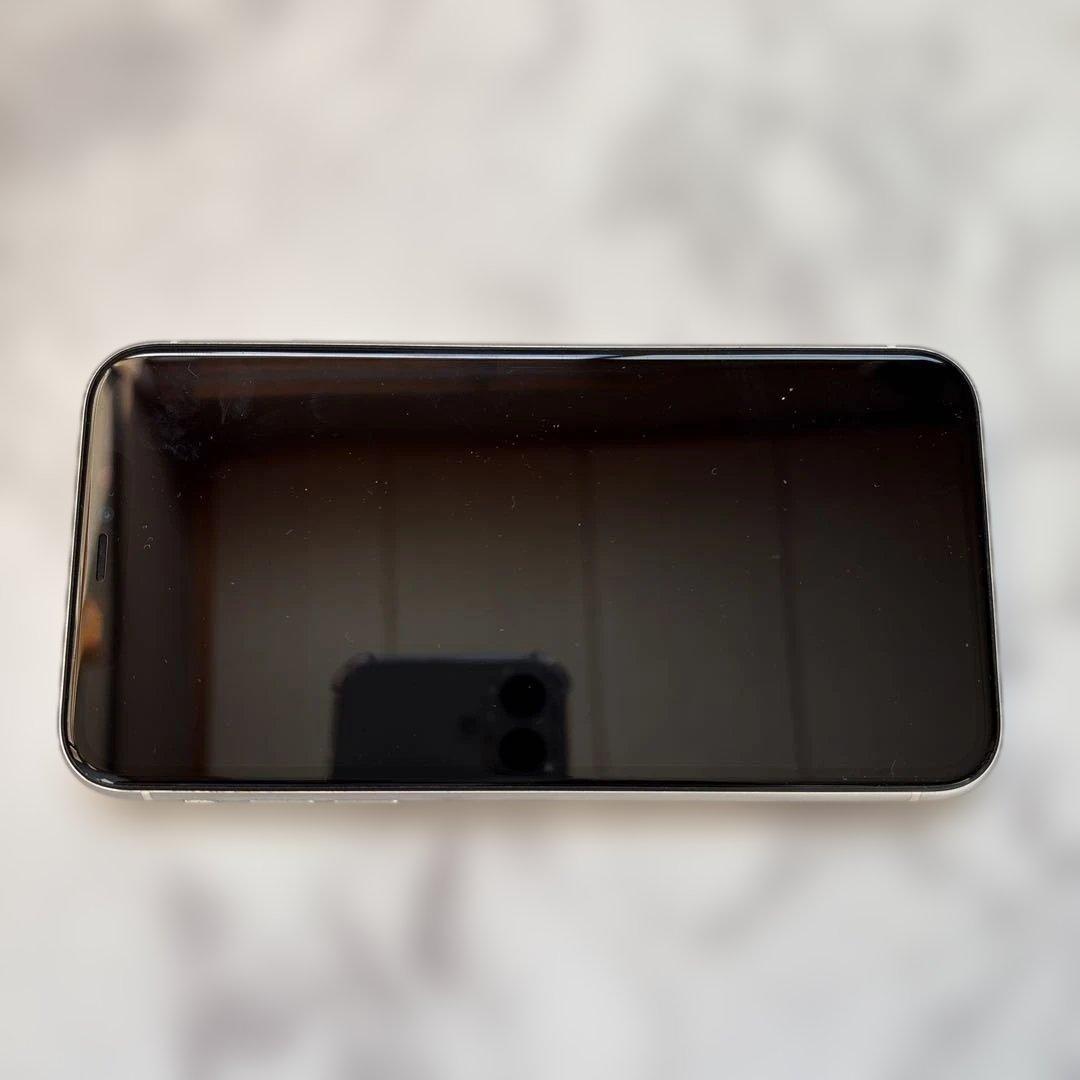 Apple iPhone 11 ホワイト 本体