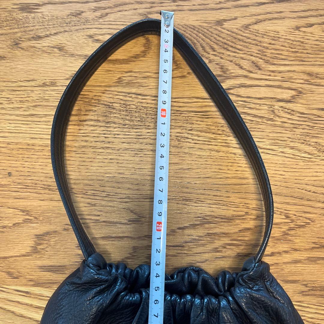 Aeta DA02 ブラック ショルダーバッグ