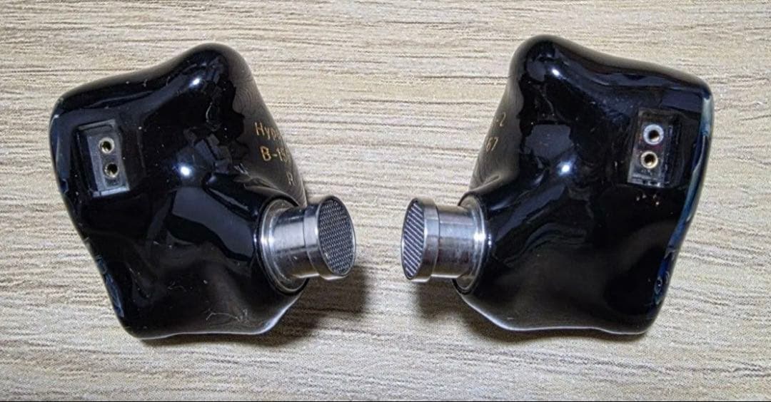 イヤホン thieaudio hype2