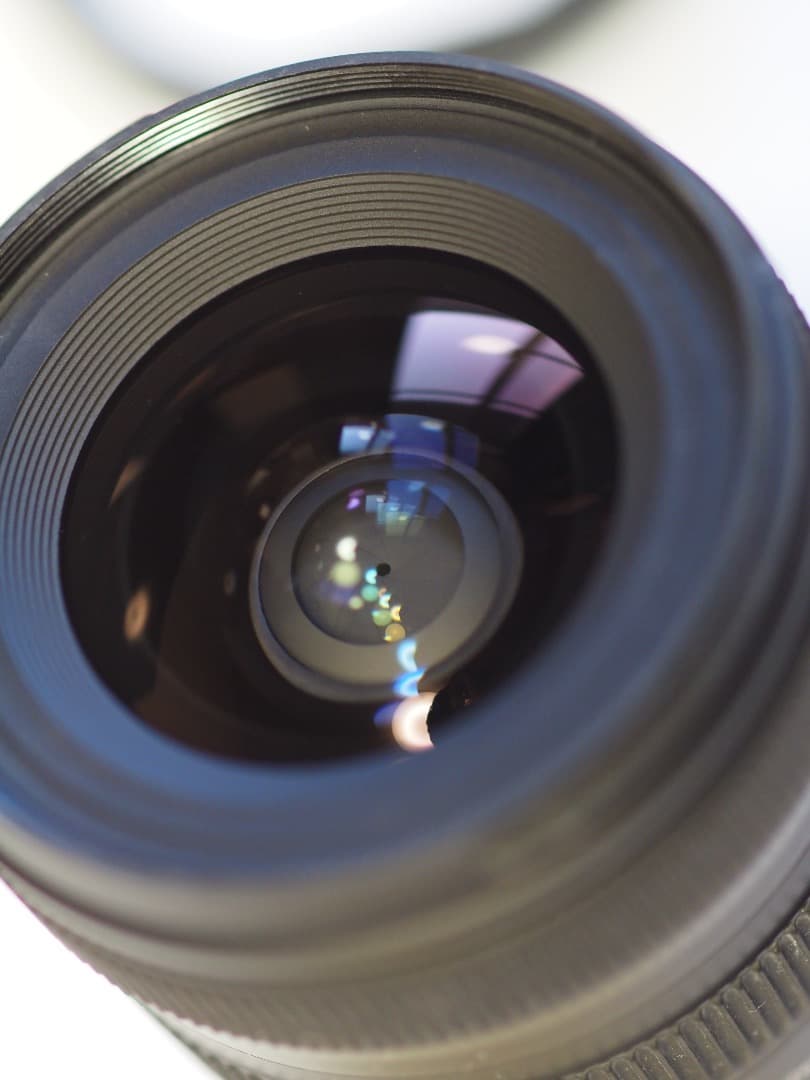 タムロン 20-40mm F/2.8 Di III VXD フィルタと元箱付き