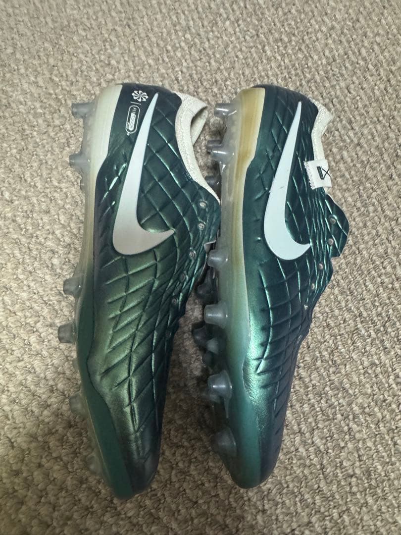 ナイキ ティエンポ レジェンド 10 エリート AG-PRO 30